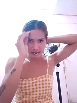 Snapshot of cute_vanessa12 chatting on September 26, 2025, 5:17 pm cute vanessa12 online show from September 26, 2025, 5:17 pm