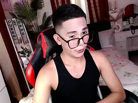 drinkmycumx online show from January 19, 2026, 5:33 am