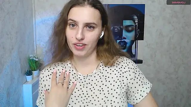 AmandaDimond  online show from November 20, 2025, 1:00 pm