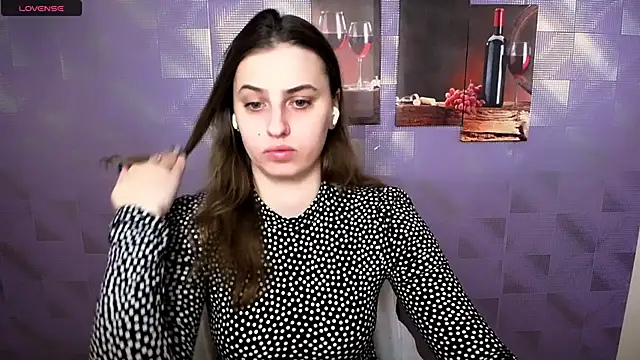 AmandaDimond  online show from February 12, 2026, 10:21 am