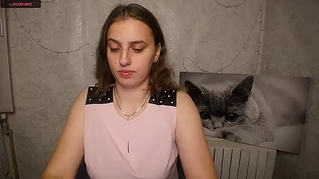 Snapshot of AmandaDimond_ chatting on July 13, 2026, 1:47 pm AmandaDimond online show from July 13, 2026, 1:47 pm