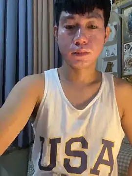 xshyboyx online show from February 9, 2026, 2:15 am