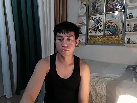Snapshot of xshyboyx chatting on May 22, 2026, 1:50 pm xshyboyx online show from May 22, 2026, 1:50 pm