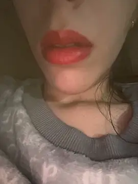 Mimisixo online show from November 15, 2025, 11:21 pm