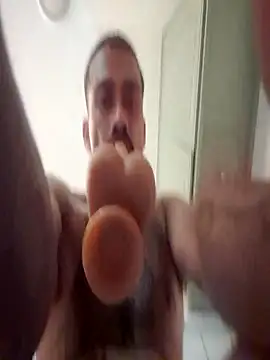 Snapshot of Cnutt310 chatting on November 11, 2025, 1:49 am Cnutt310 online show from November 11, 2025, 1:49 am