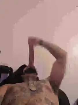 Cnutt310 online show from March 29, 2026, 2:33 am