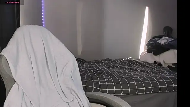 MelissaReis online show from April 1, 2026, 3:20 pm