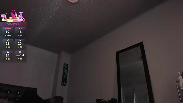 Snapshot of Draculairis chatting on May 27, 2026, 7:11 pm Draculairis online show from May 27, 2026, 7:11 pm