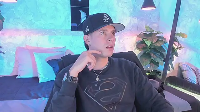 nils saint online show from January 8, 2026, 4:04 am