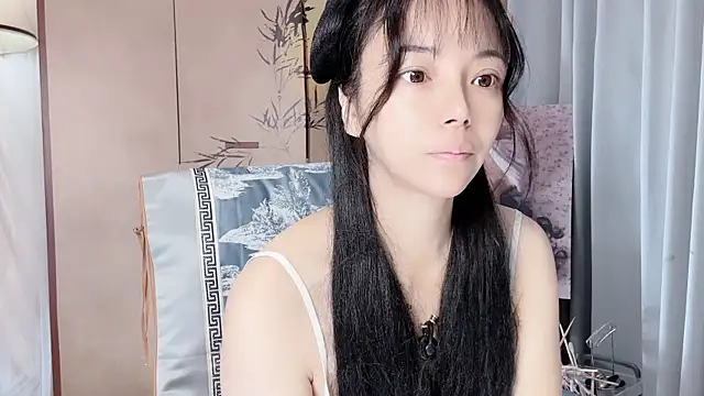 xinxin520-baby online show from September 20, 2025, 11:50 pm