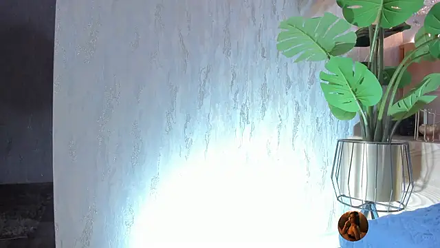 ValSmith  online show from February 3, 2026, 6:22 am