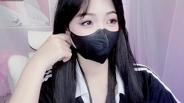 kemybaby online show from April 10, 2026, 7:51 pm