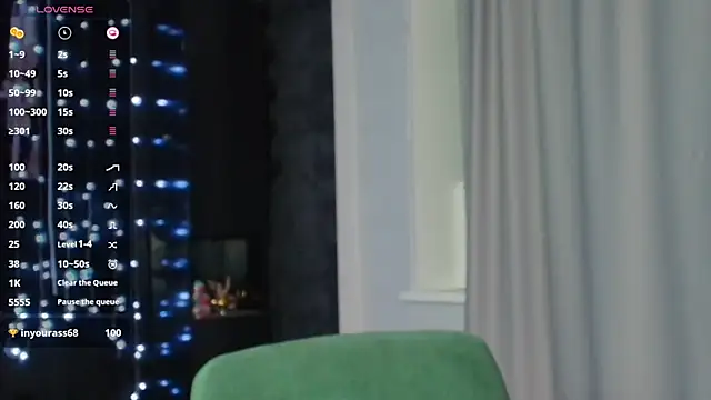 PieraMarch online show from November 1, 2025, 7:27 pm