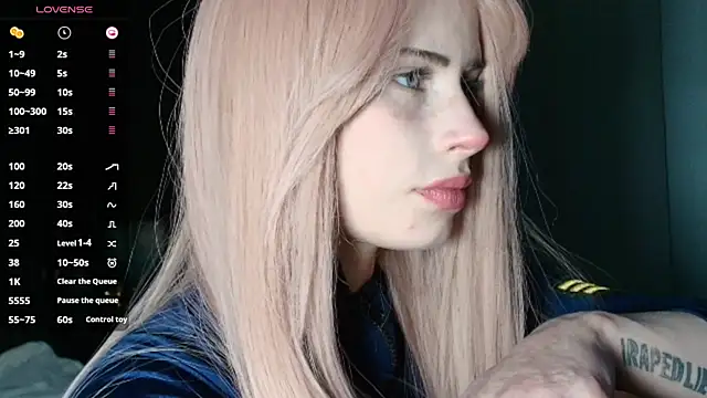 PieraMarch online show from November 26, 2025, 7:15 pm