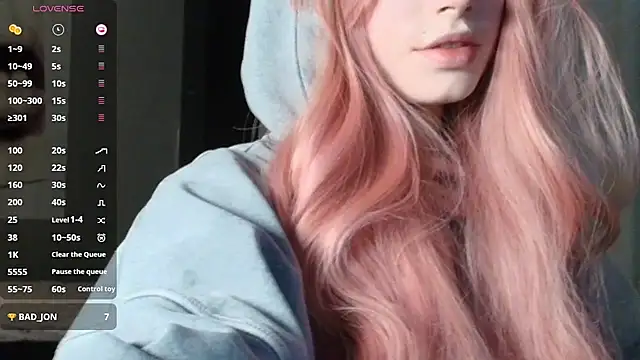 Snapshot of PieraMarch chatting on February 13, 2026, 7:21 pm PieraMarch online show from February 13, 2026, 7:21 pm