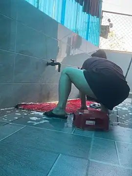 Snapshot of -Luxury chatting on March 2, 2026, 6:36 am -Luxury online show from March 2, 2026, 6:36 am