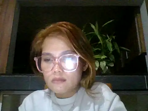 jean cutie92 online show from November 21, 2025, 3:54 pm