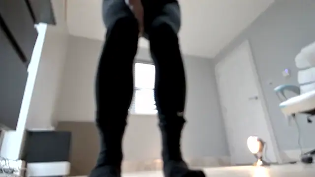 foxyroxymilf online show from September 21, 2025, 6:48 am