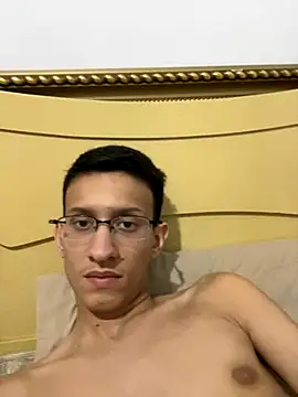 Snapshot of safadezanunes2 chatting on November 4, 2025, 8:08 pm safadezanunes2 online show from November 4, 2025, 8:08 pm