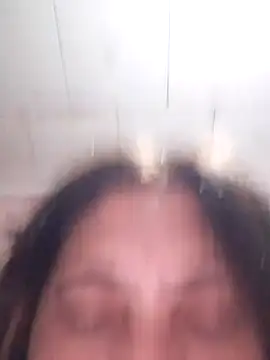 Tudiablita21 online show from October 31, 2025, 8:04 am