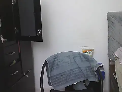 morenocabro10 online show from February 13, 2026, 3:24 am