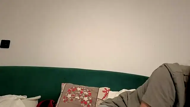 Kisacka online show from November 1, 2025, 2:08 pm