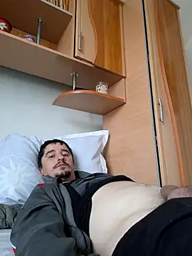 hugecock4u1990 online show from November 16, 2025, 7:36 am