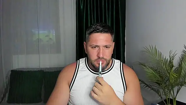 Gold Alpha Boy online show from July 18, 2026, 7:39 pm