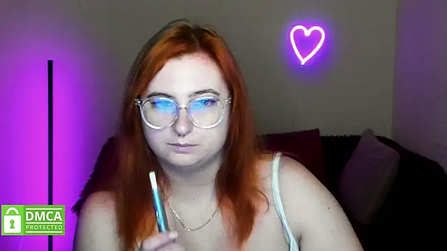 Alicia love00 online show from October 2, 2025, 11:28 am