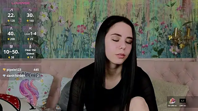 IvoryWood  online show from April 15, 2026, 7:58 pm