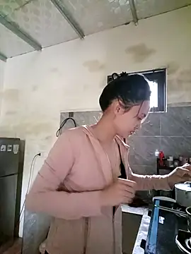 Snapshot of Jun-Mzzz chatting on September 29, 2025, 2:16 am Jun-Mzzz online show from September 29, 2025, 2:16 am