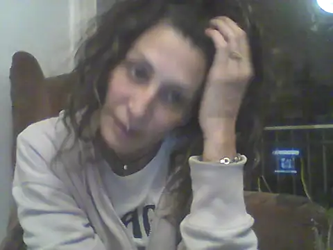 Bebita-zmp online show from June 24, 2026, 2:21 am
