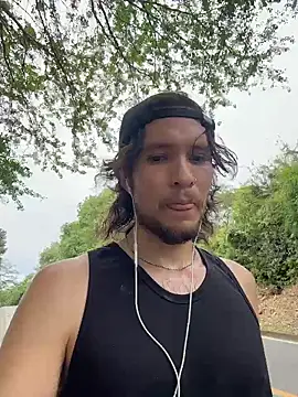 Luxx 14 online show from April 15, 2026, 6:15 pm