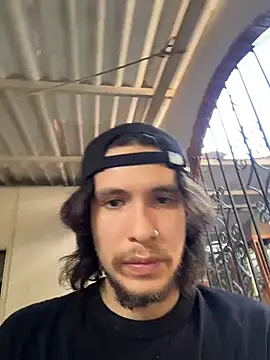 Luxx 14 online show from April 20, 2026, 9:27 pm