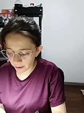 Isabella5 Brown  online show from November 26, 2025, 7:26 pm