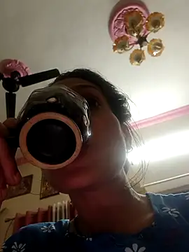 ISHANI-SINGH online show from February 16, 2026, 2:02 pm