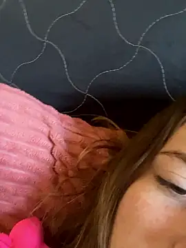 Snapshot of SafadaJS chatting on January 15, 2026, 1:26 pm SafadaJS online show from January 15, 2026, 1:26 pm