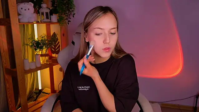 CindySparkl online show from June 1, 2026, 3:41 am