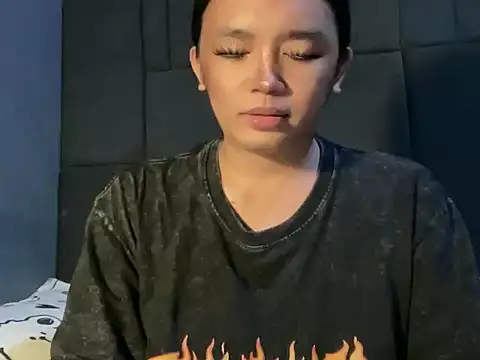 Snapshot of Claudia_Johnson chatting on November 14, 2025, 2:21 am Claudia Johnson online show from November 14, 2025, 2:21 am