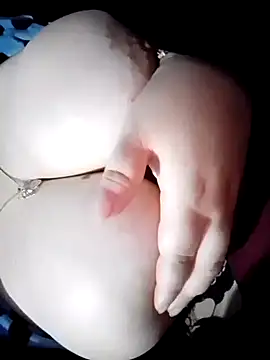 Hnonasix89 online show from February 8, 2026, 6:33 pm