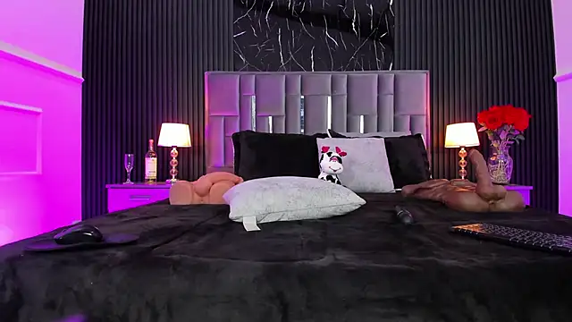 Bigsexxyass online show from July 19, 2026, 4:49 am