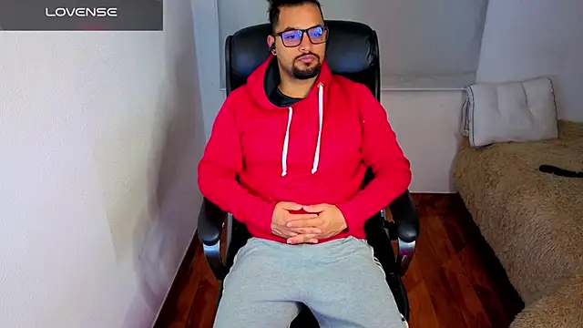 Ernesto-Rodriguez82 online show from February 23, 2026, 3:59 am