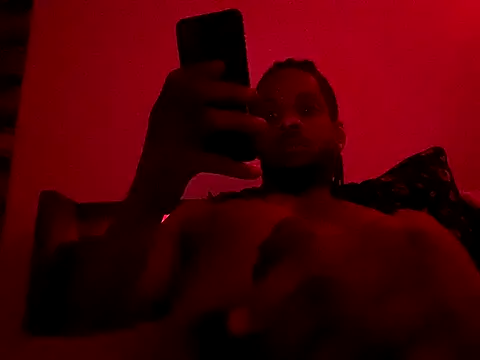 Snapshot of Taydagr8 chatting on November 22, 2025, 12:04 pm Taydagr8 online show from November 22, 2025, 12:04 pm