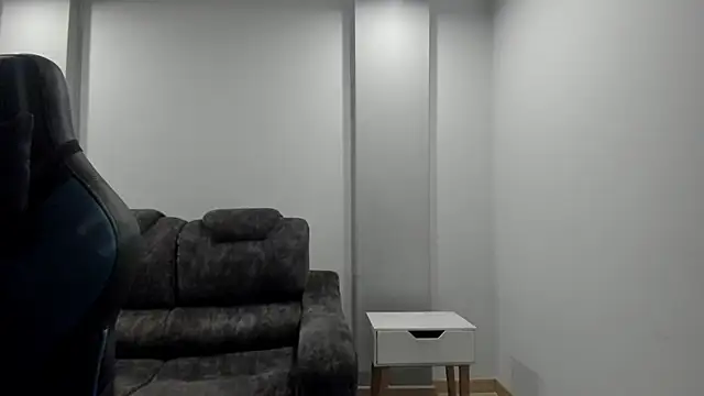 Dakota Mars online show from April 9, 2026, 3:50 am