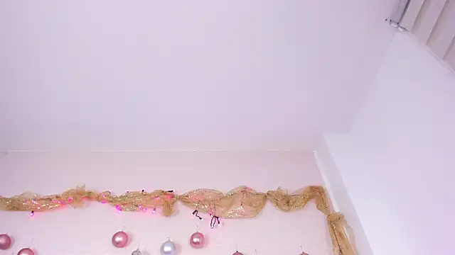 missweetpeach online show from December 16, 2025, 12:37 am