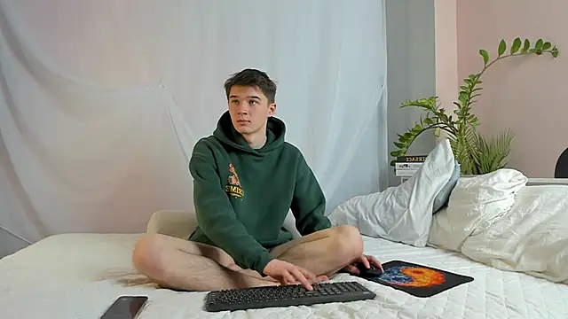 SherlockMax online show from March 29, 2026, 4:34 am