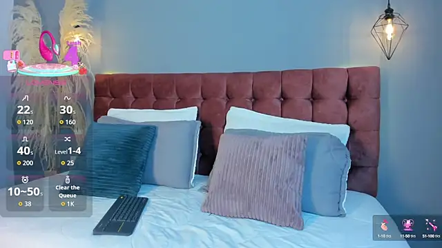 Tania 77  online show from October 10, 2025, 12:48 pm