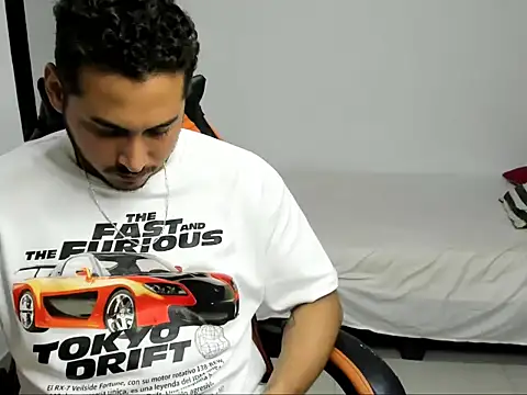 Snapshot of ashlan_king chatting on February 6, 2026, 2:27 am ashlan king online show from February 6, 2026, 2:27 am