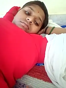 Snapshot of Hot_crety chatting on October 8, 2025, 3:48 am Hot crety online show from October 8, 2025, 3:48 am