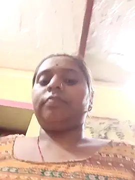 Snapshot of Hot_crety chatting on June 7, 2026, 3:38 pm Hot crety online show from June 7, 2026, 3:38 pm